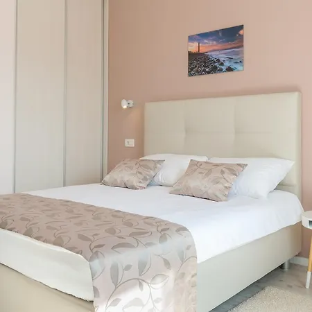 Guest house Retro
